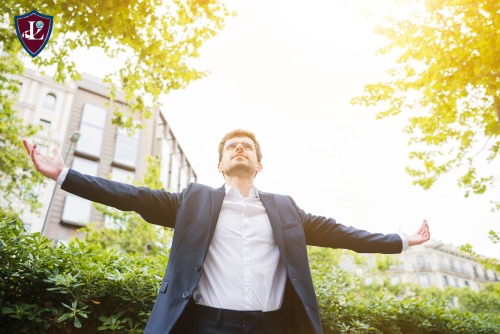 El Equilibrio entre Vision Espiritual y Gestion Organizacional